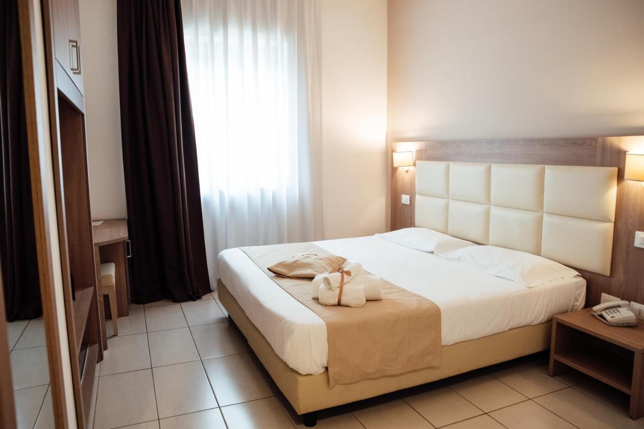 Hotel St. Giorgio Castel San Giorgio Ngoại thất bức ảnh